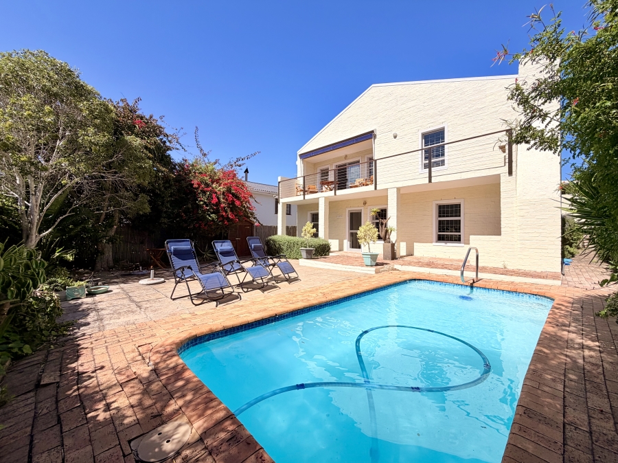 4 Bedroom Property for Sale in Vermont Western Cape